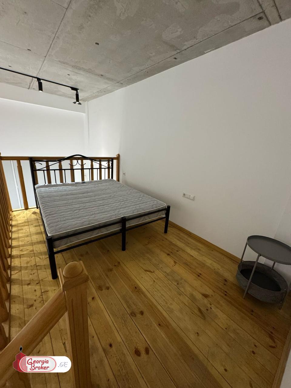 იყიდება ახალი გარემონტებული 2 ოთახიანი ბინა